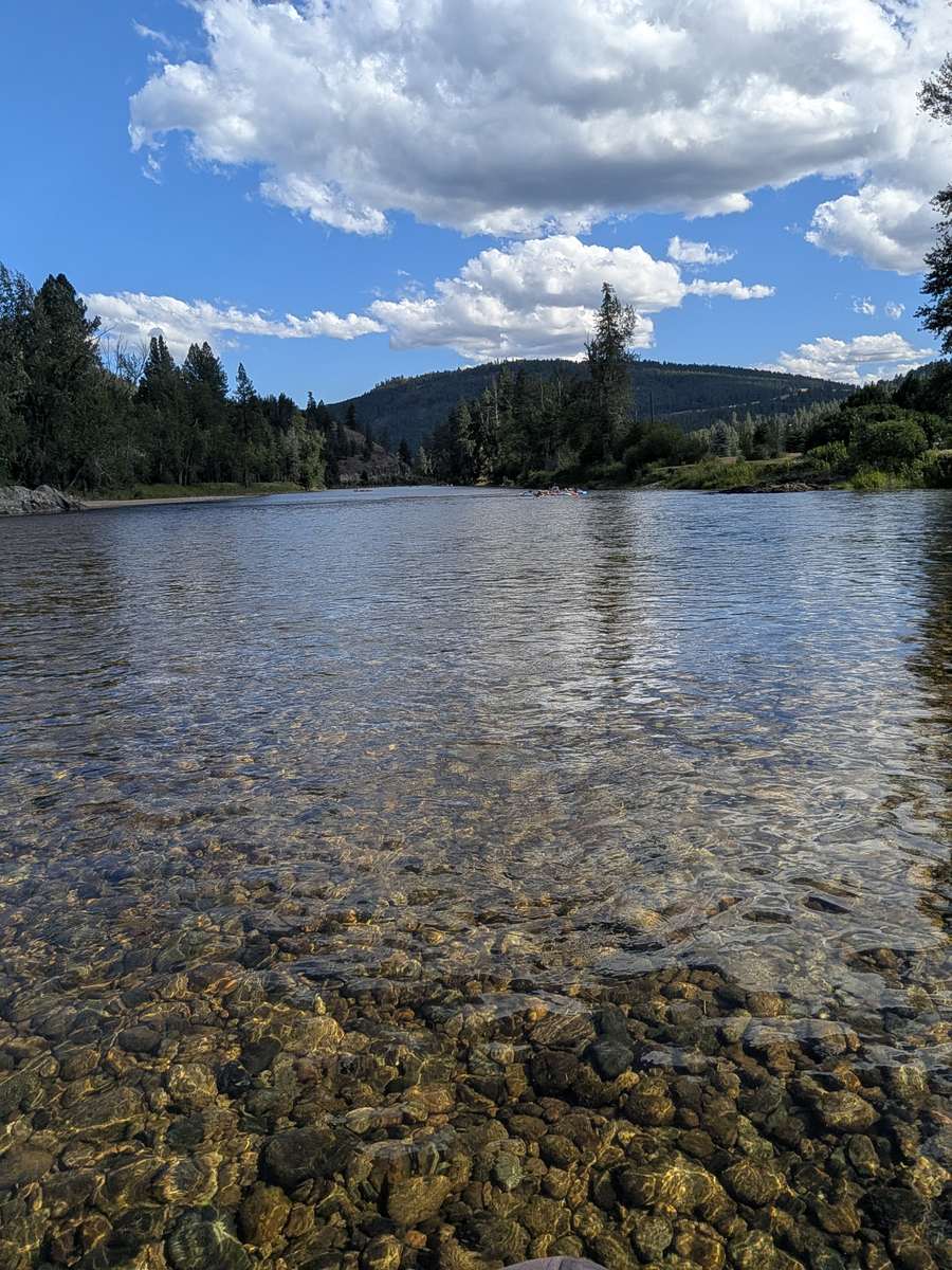 Tubing on the Kettle River in summer