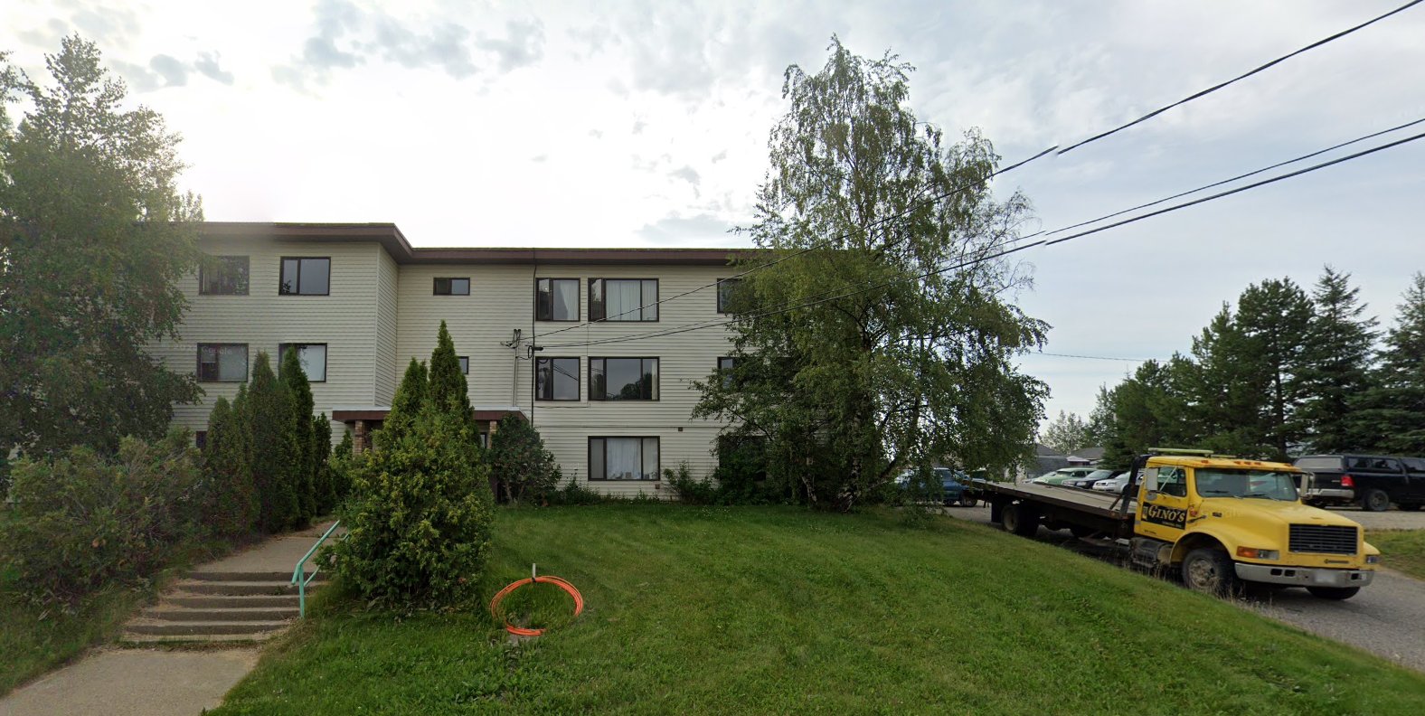 4 Crysdale, MacKenzie