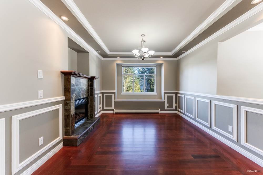Dining room fireplace detail